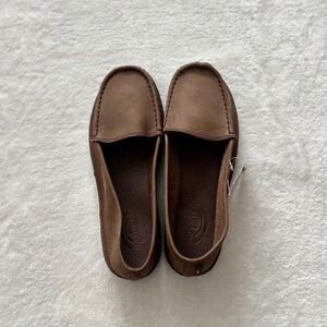 NWOT Women's Rainbow Comfort Classics Leather Slip On Loafers